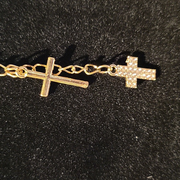 GOLDTONE TOGGLE STYLE NECKLACE NWT - Picture 4 of 4